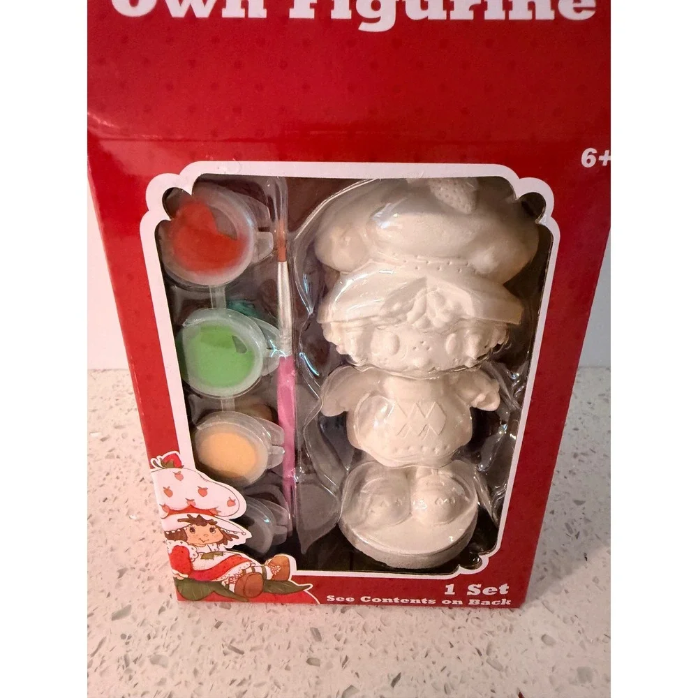 Strawberry Shortcake Paint Your Own Figurine Kit DIY Craft Set New